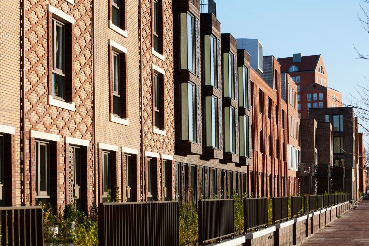 Cash-on-cash return calculation for a rental property using annual cash flow and invested cash
